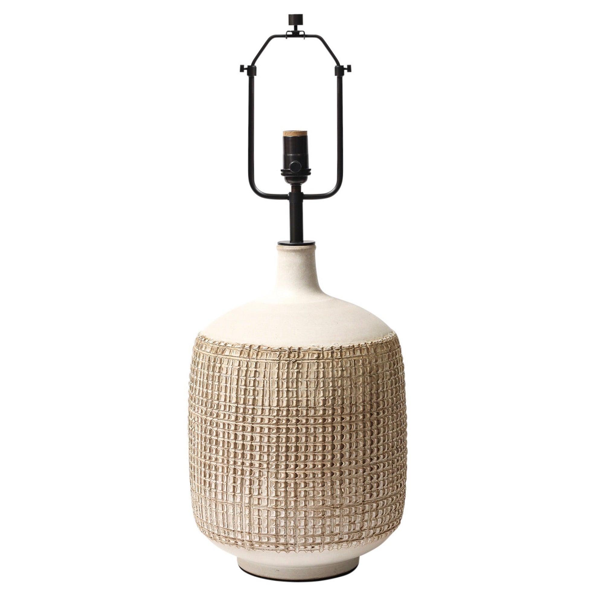 Design Technics Table Lamp, Ceramic, Off-White, Beige, Textured, Signed en venta