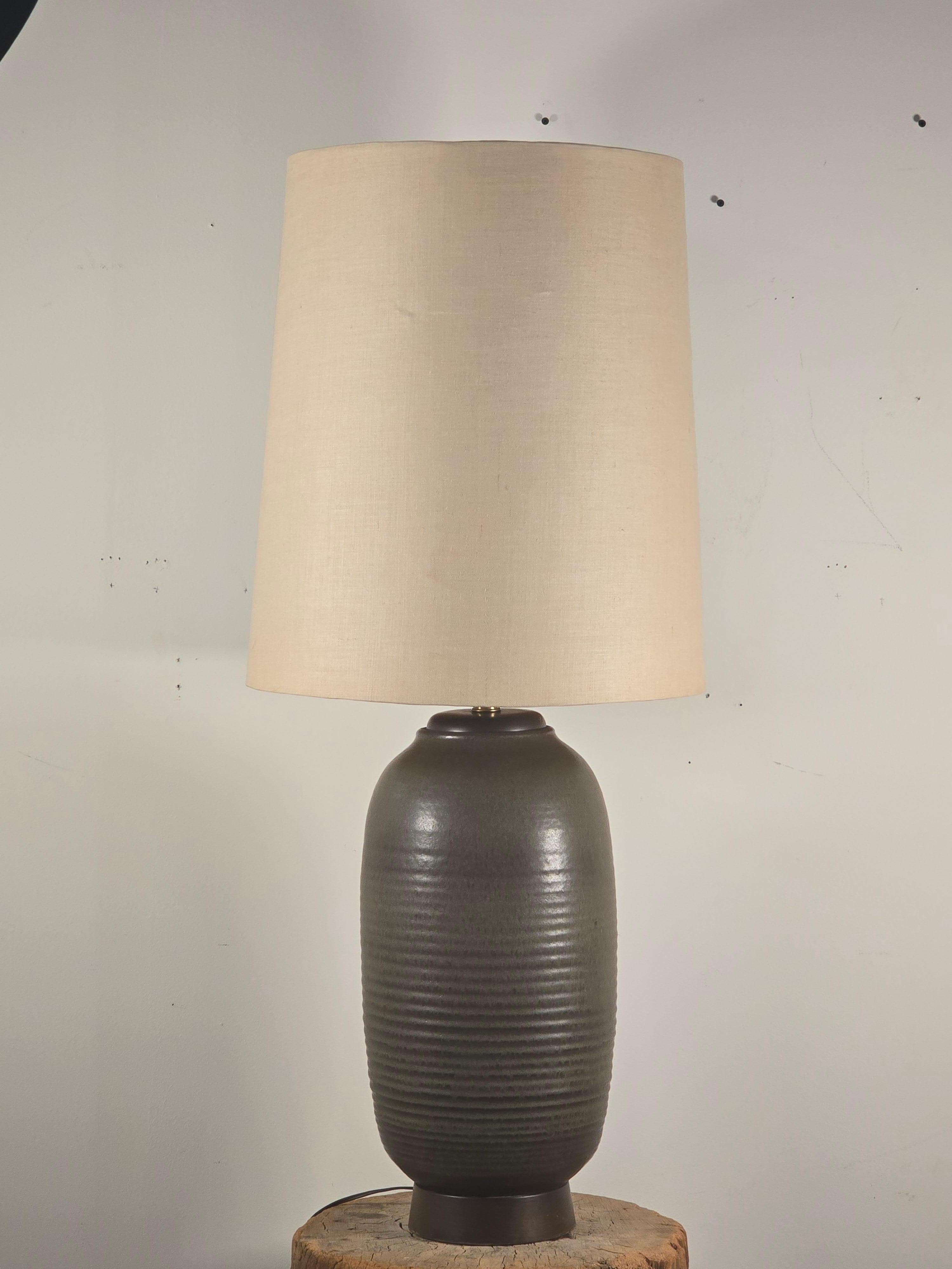 Design Technics Tall Ceramic Table Lamp with Walnut Base In Good Condition For Sale In Kilmarnock, VA