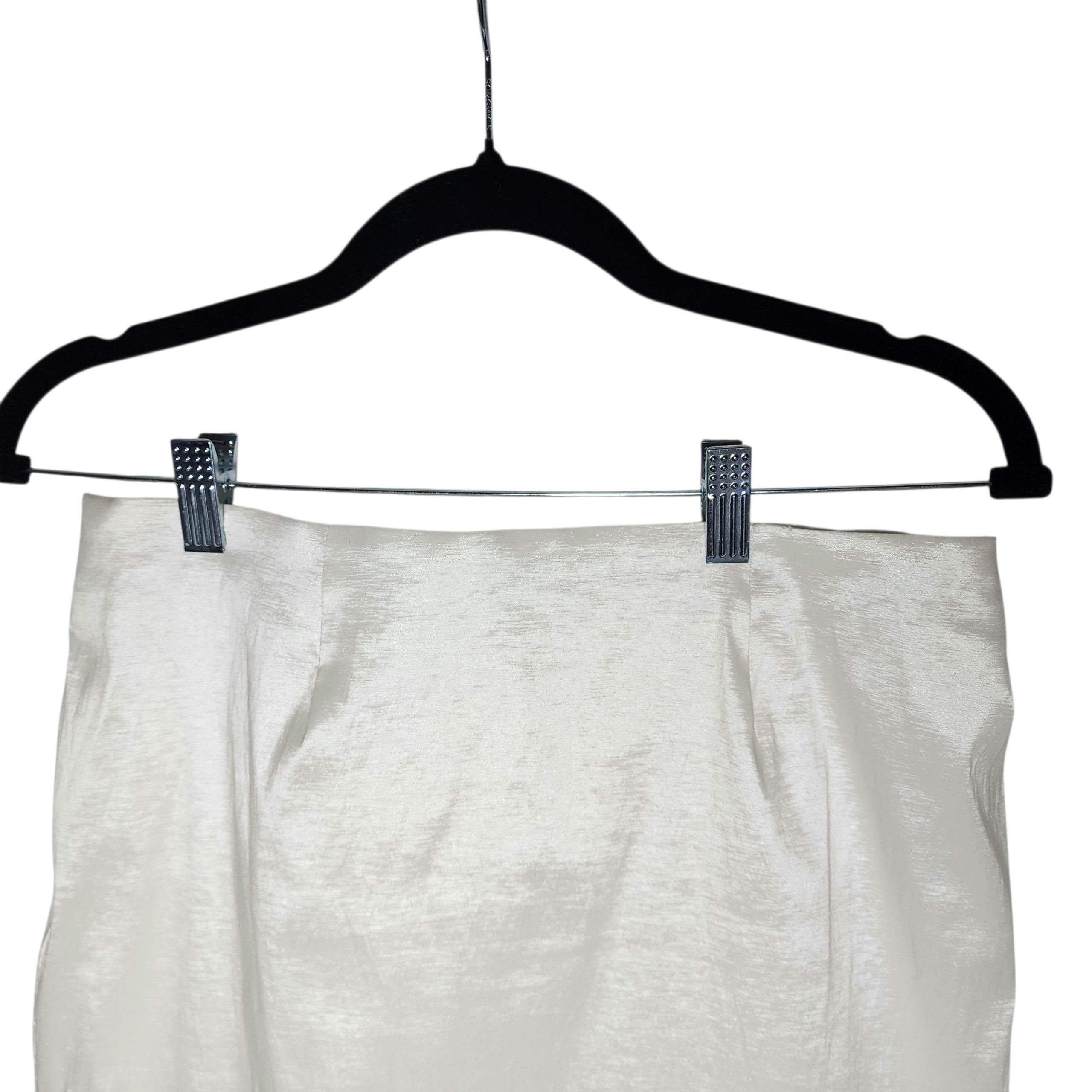 Design Today's Weißer Shantung-Rock-Anzug mit übergroßem Kragen, 1990er Jahre Deadstock im Angebot 6