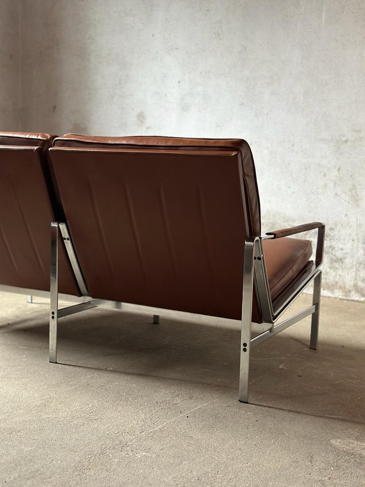 Zweisitzer-Sofa aus Leder im Design von Fabricius & Kastholm für Kill International (Mitte des 20. Jahrhunderts) im Angebot