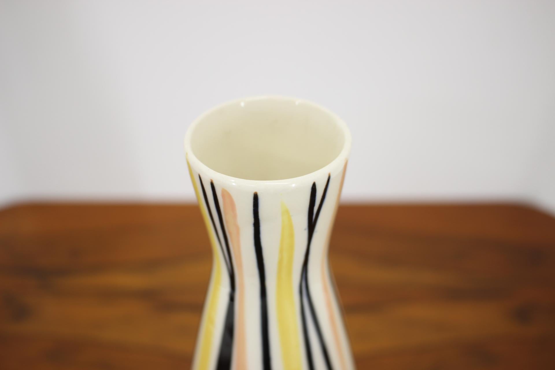Design-Vase mit dem Titel „Pyjamas“, Jarmila Formankova für Dittmar Urbach (Moderne der Mitte des Jahrhunderts) im Angebot