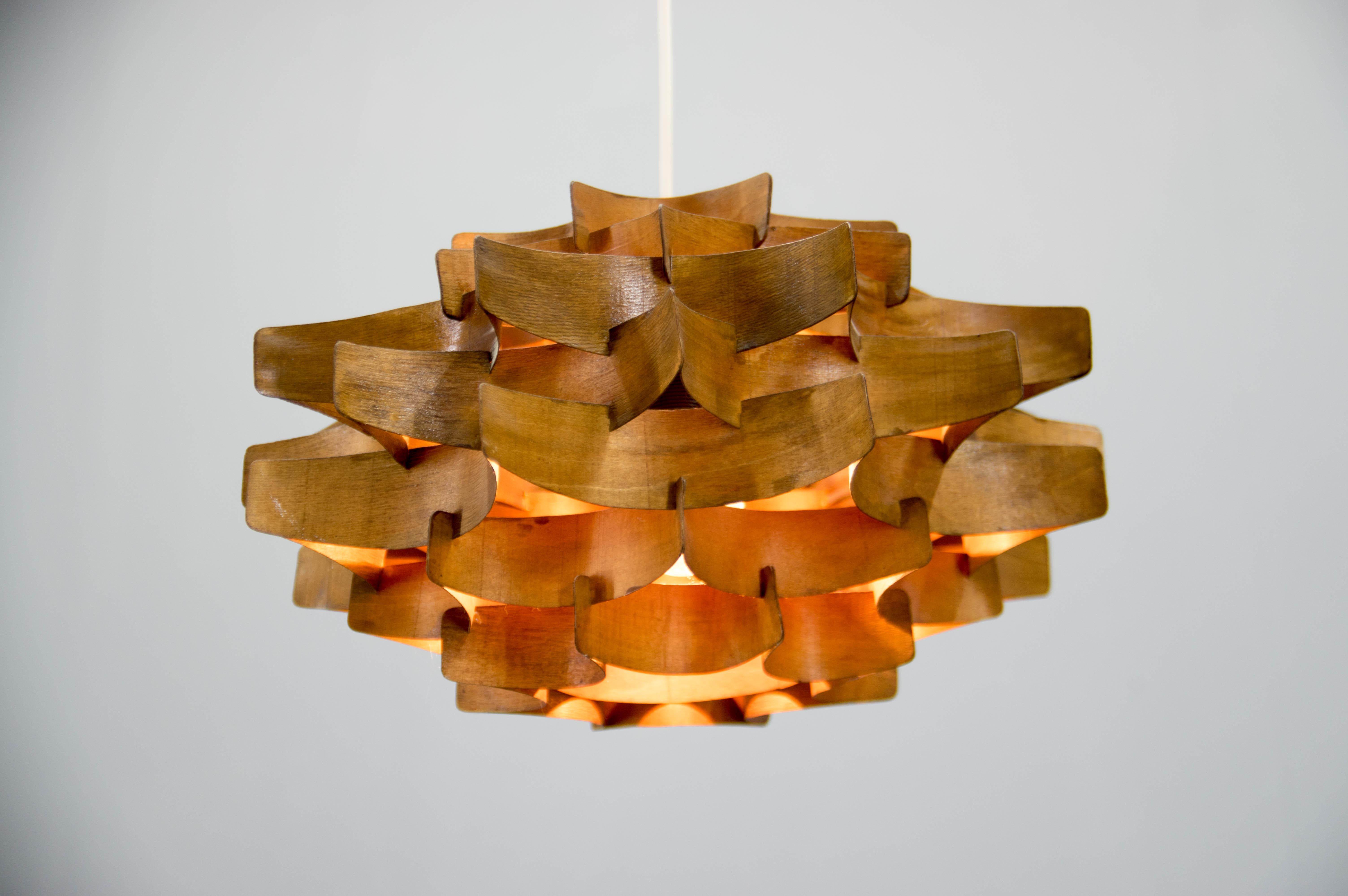 Design Veneer Pendant, 1960s Bon état - En vente à Praha, CZ