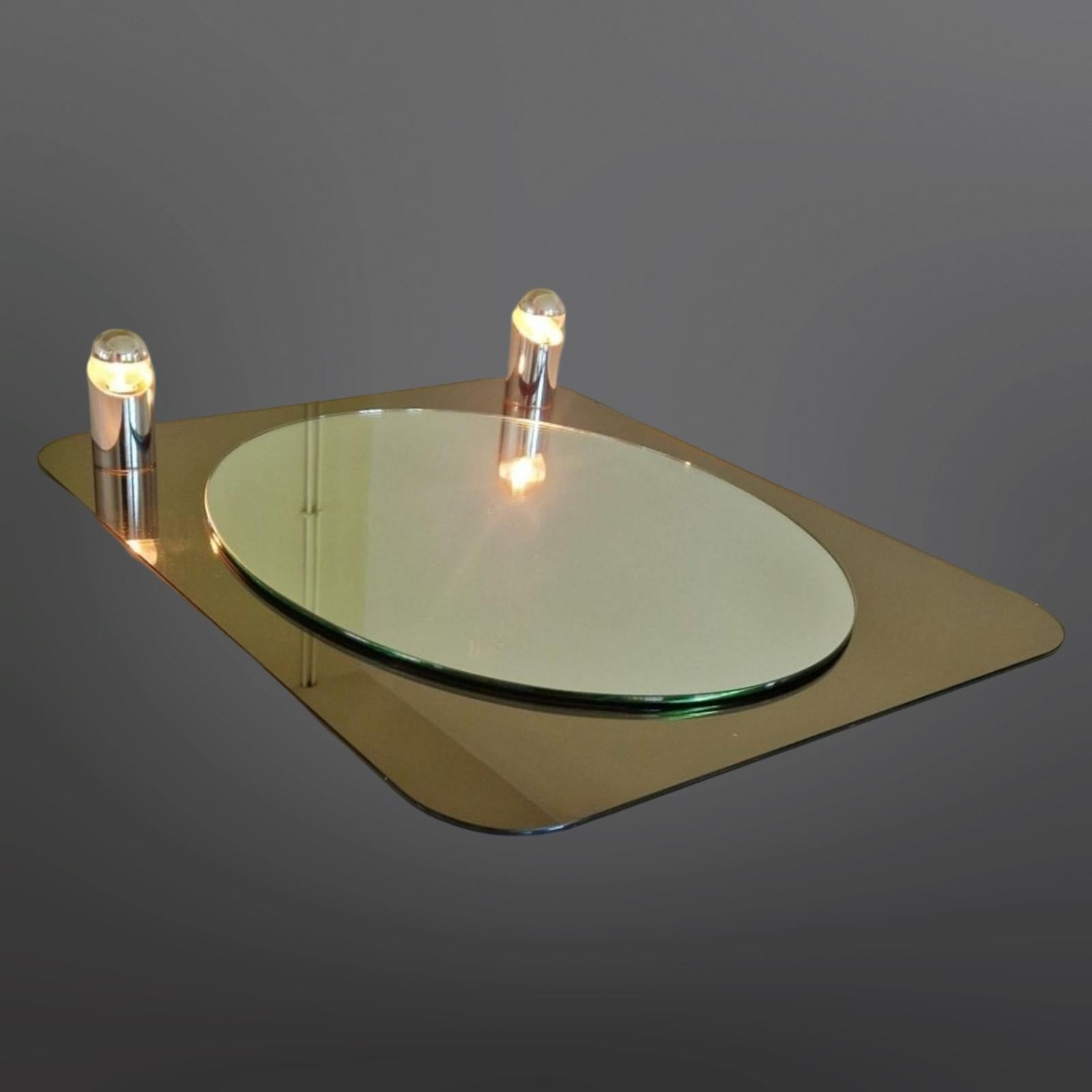 Design-Wandspiegel mit Lights, Italien 1970er Jahre (Hollywood Regency) im Angebot