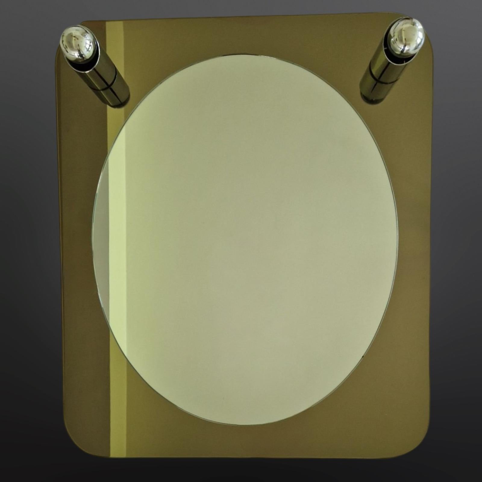 Design-Wandspiegel mit Lights, Italien 1970er Jahre (Italienisch) im Angebot