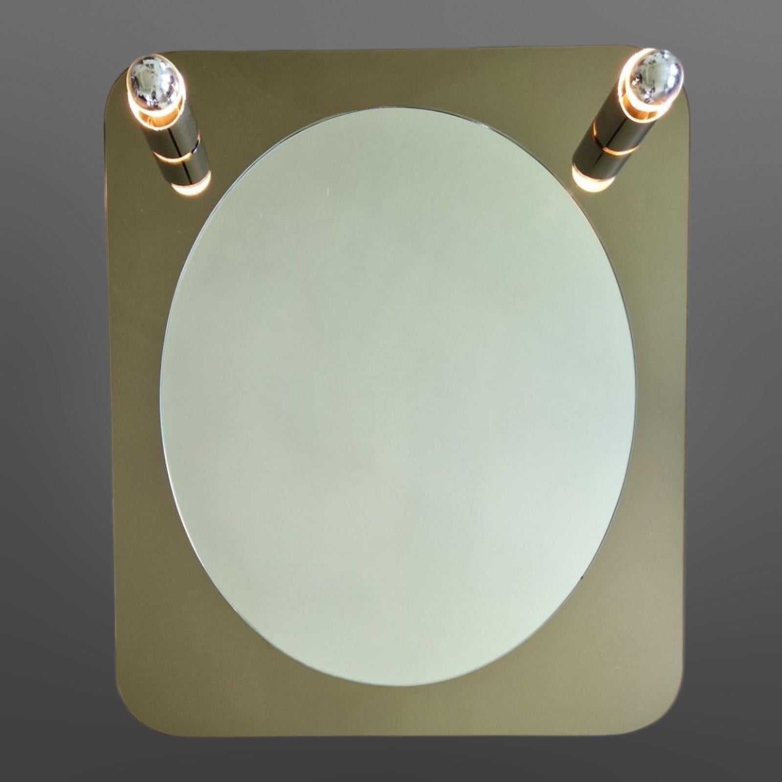 Design-Wandspiegel mit Lights, Italien 1970er Jahre (Metall) im Angebot