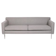 Design Within Reach Graues Sofa aus Wolle Ted Boerner Theatre Modell 80" Breite