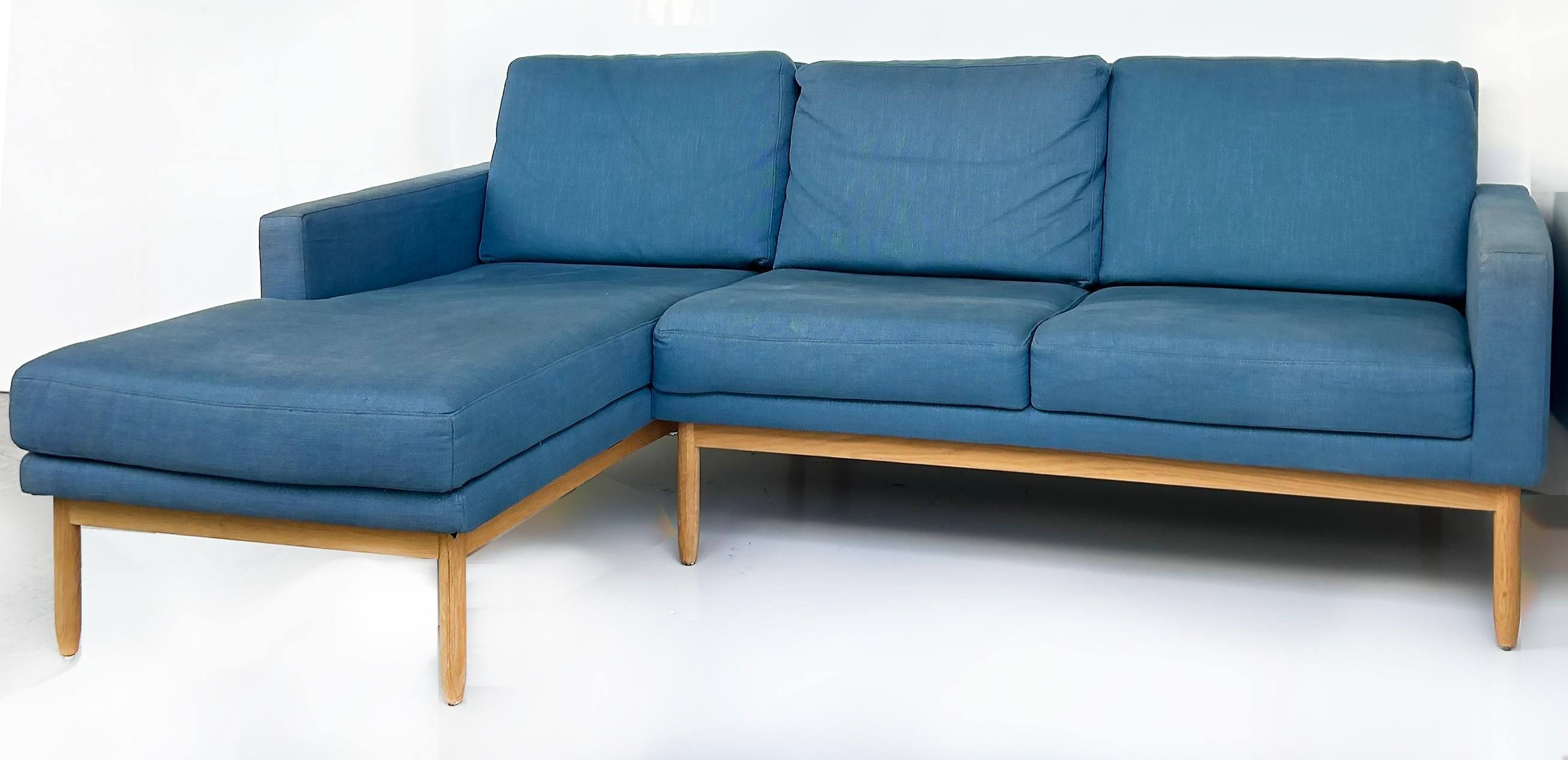 Design Within Reach Raleigh Sectional Sofa Designed by J. Bernett and N.Dodziuk 

Offered for sale is a 