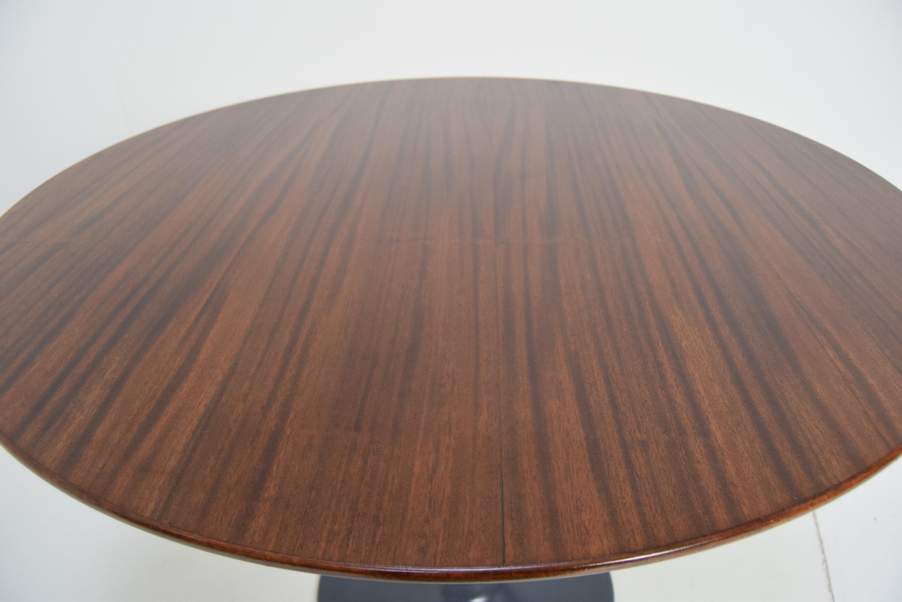 Czech Designed Beech Round Dining Table, 1970s