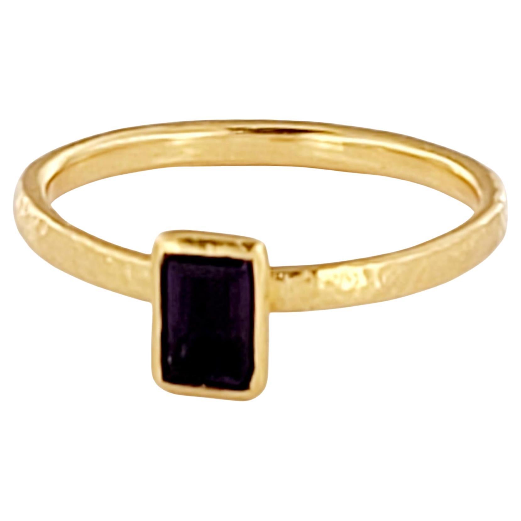 Designed by famous Gurhan, Amethyst Ring Set in 24K Yellow Gold Size 6.25 For Sale