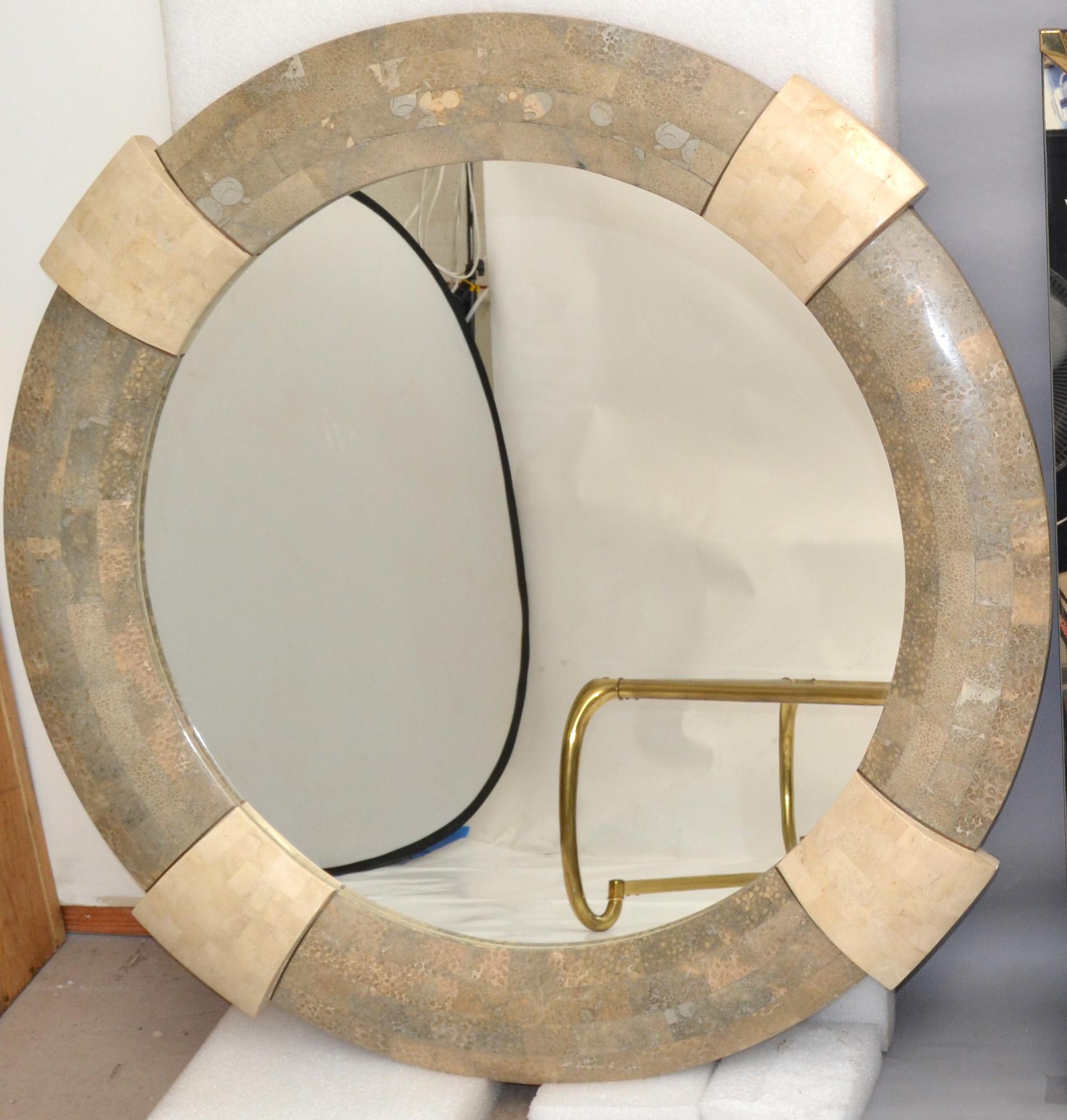 Designed by Robert Marcius for Maitland-Smith Round Tessellated Wall Mirror 1980 In Good Condition For Sale In Miami, FL