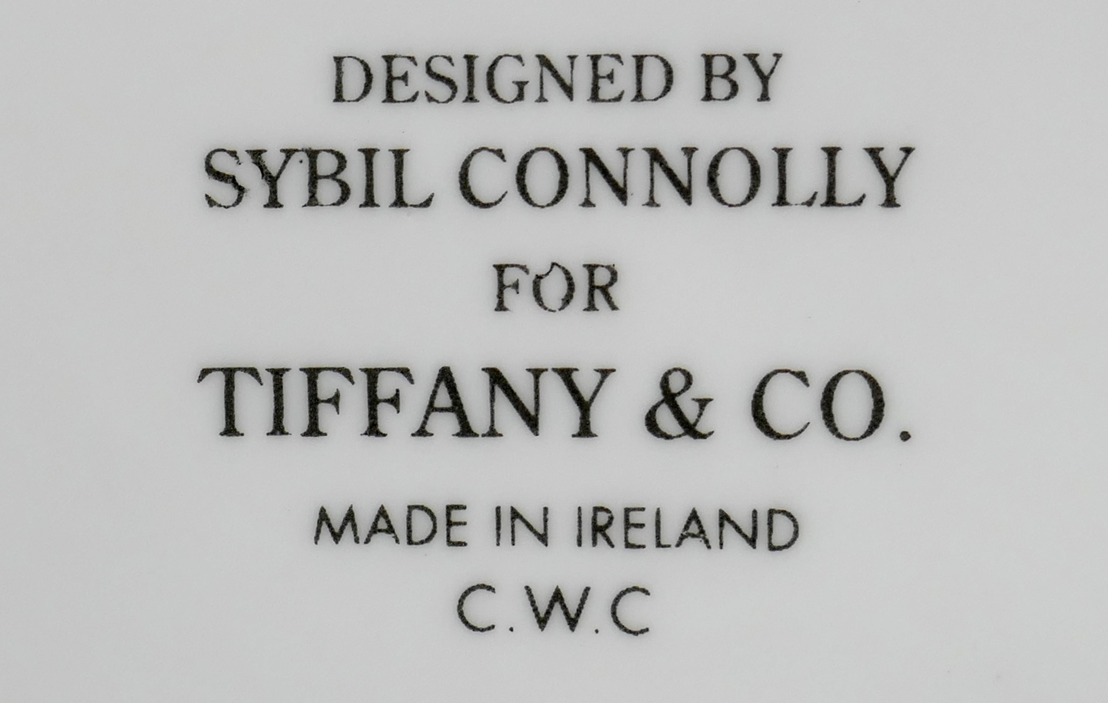Designed by Sybil Connolly For Tiffany & Co Basket Weave Irish Porcelain Vase 4