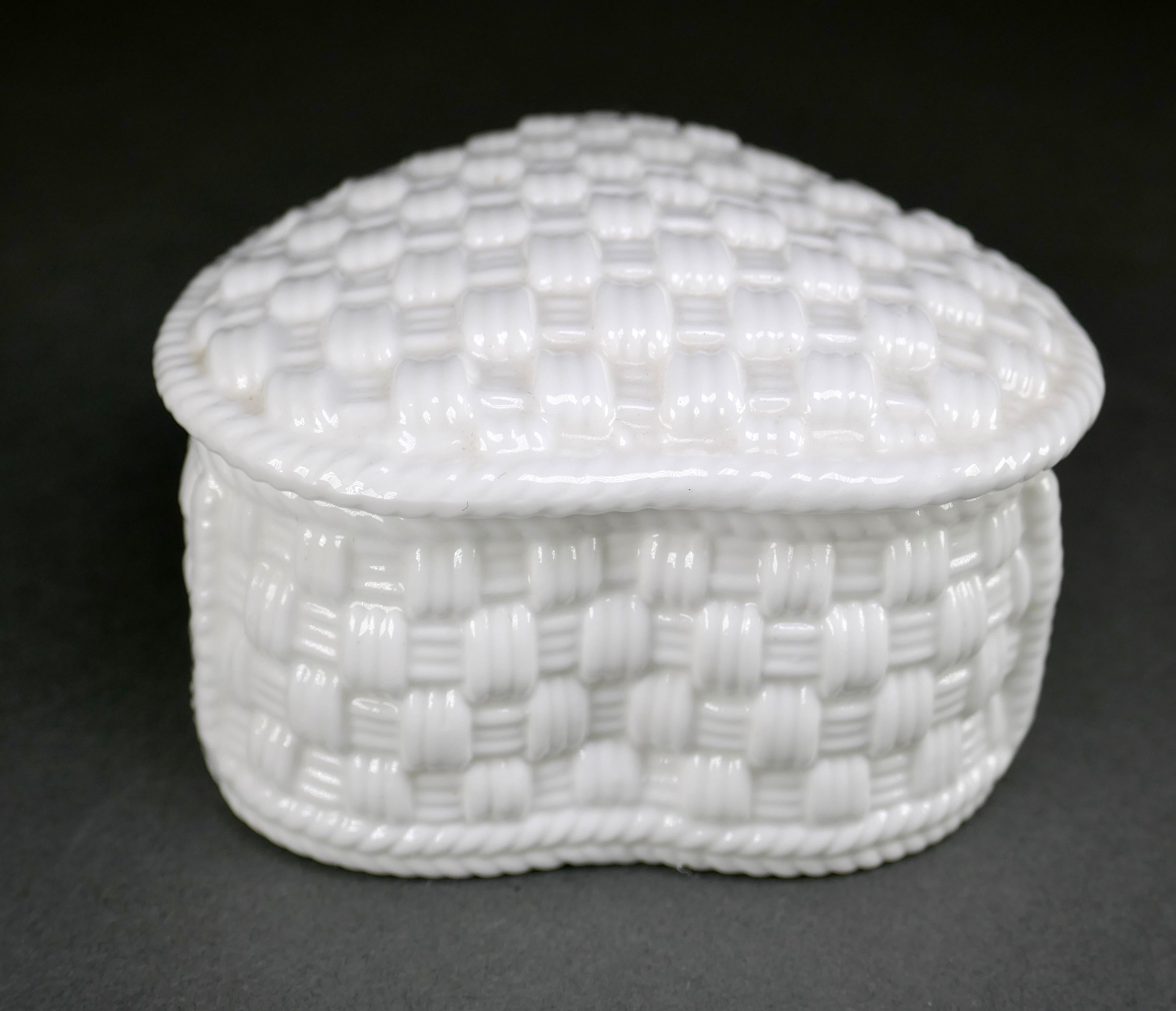Designed By Sybil Connolly For Tiffany & Co. Heart Shaped Porcelain Trinket Box For Sale 3