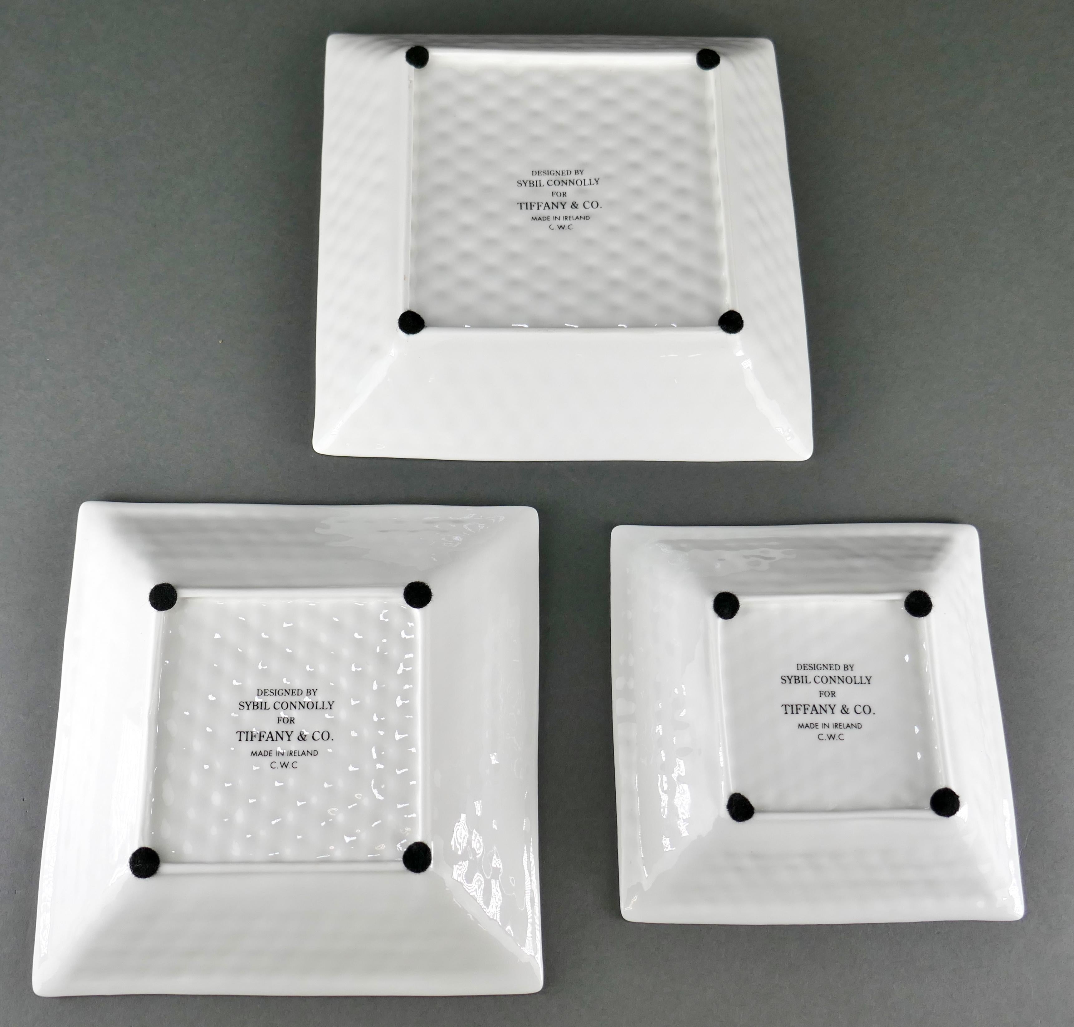 Ensemble de trois plateaux gigognes en porcelaine conçus par Sybil Connolly pour Tiffany & Co en vente 2