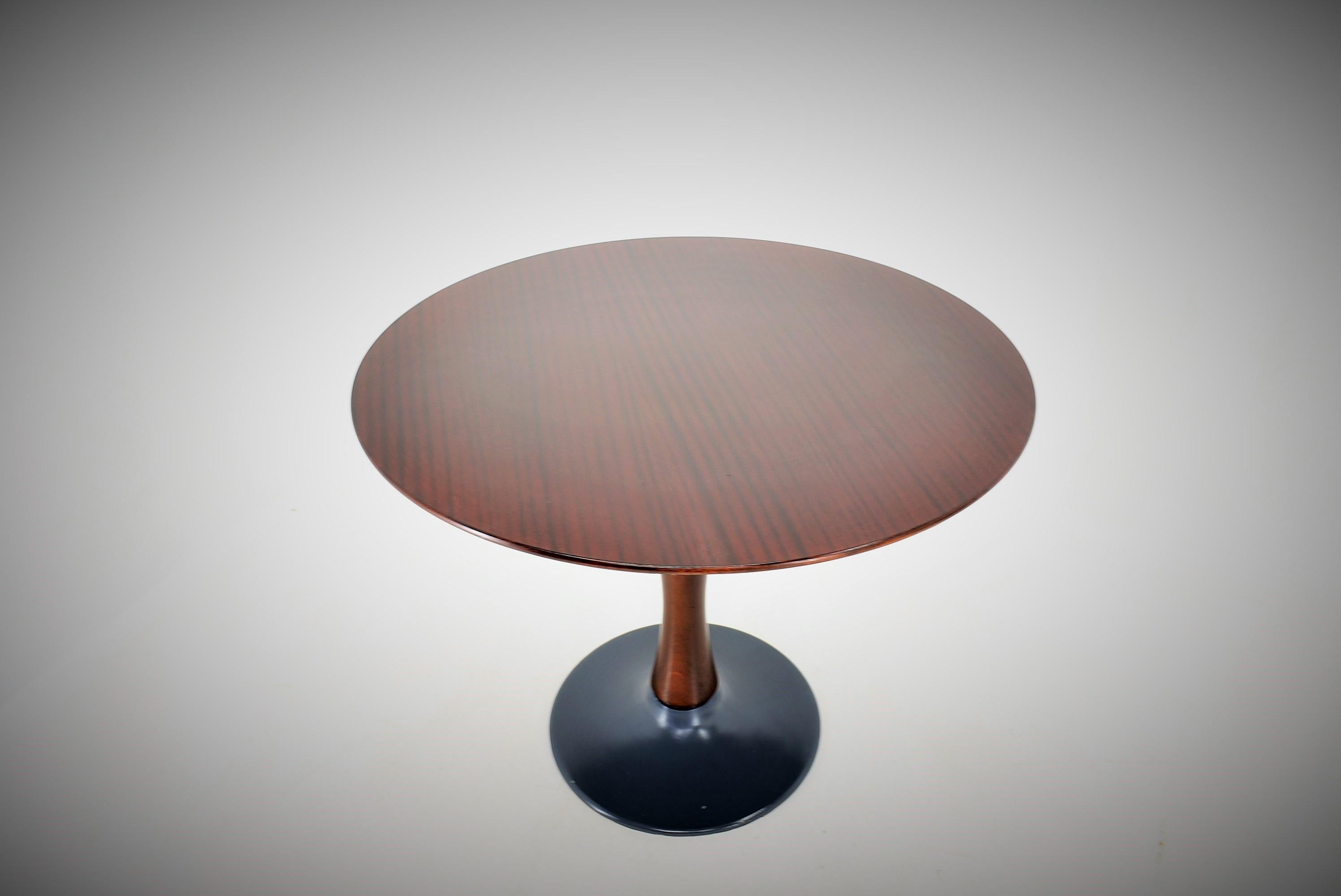 Designed Mahogany Round Dining Table, 1969 4