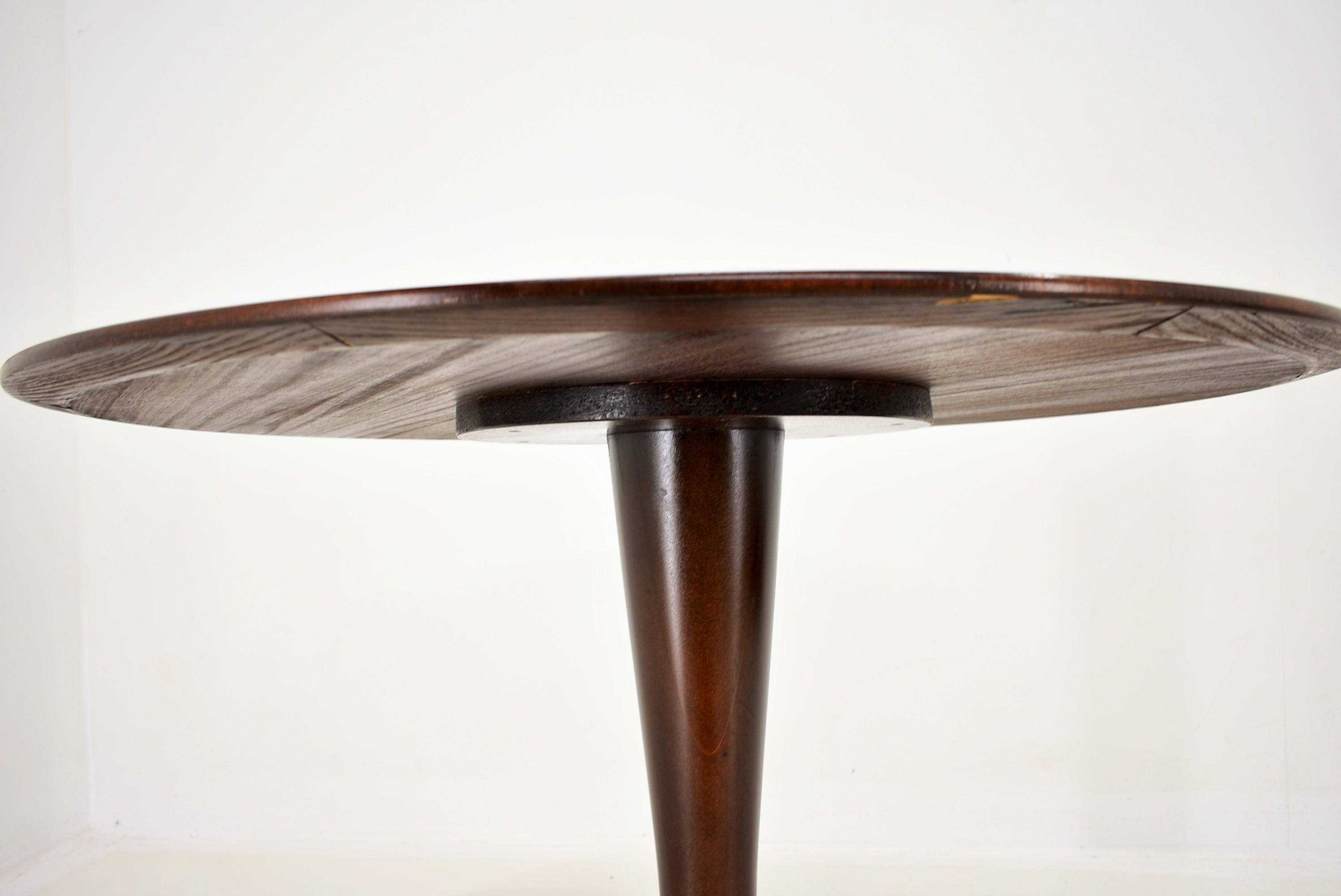 Czech Designed Mahogany Round Dining Table, 1969