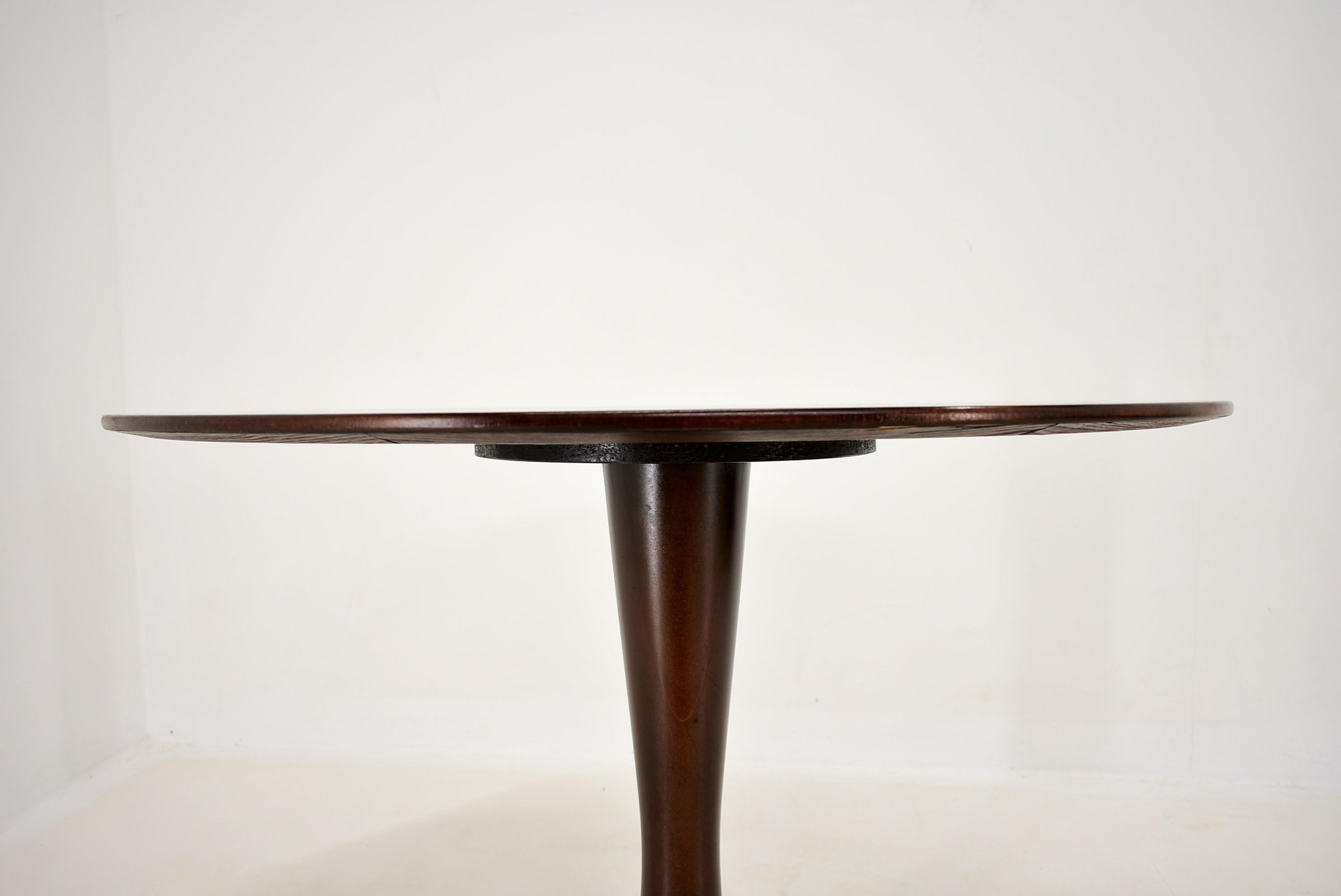 Mid-20th Century Designed Mahogany Round Dining Table, 1969