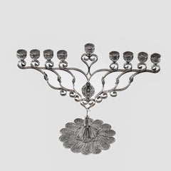 Menorah in argento sterling fatto a mano di design yemenita Made in Israel per Hanukkah