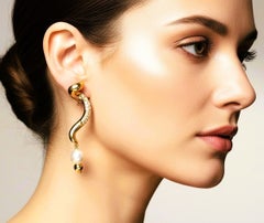 Pendientes Omega de oro amarillo de 14 quilates, 1,50 quilates, diamantes y perlas