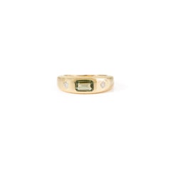 Designer 14k Yellow Gold Unisex Dome Ring with Green Sapphire & Diamonds