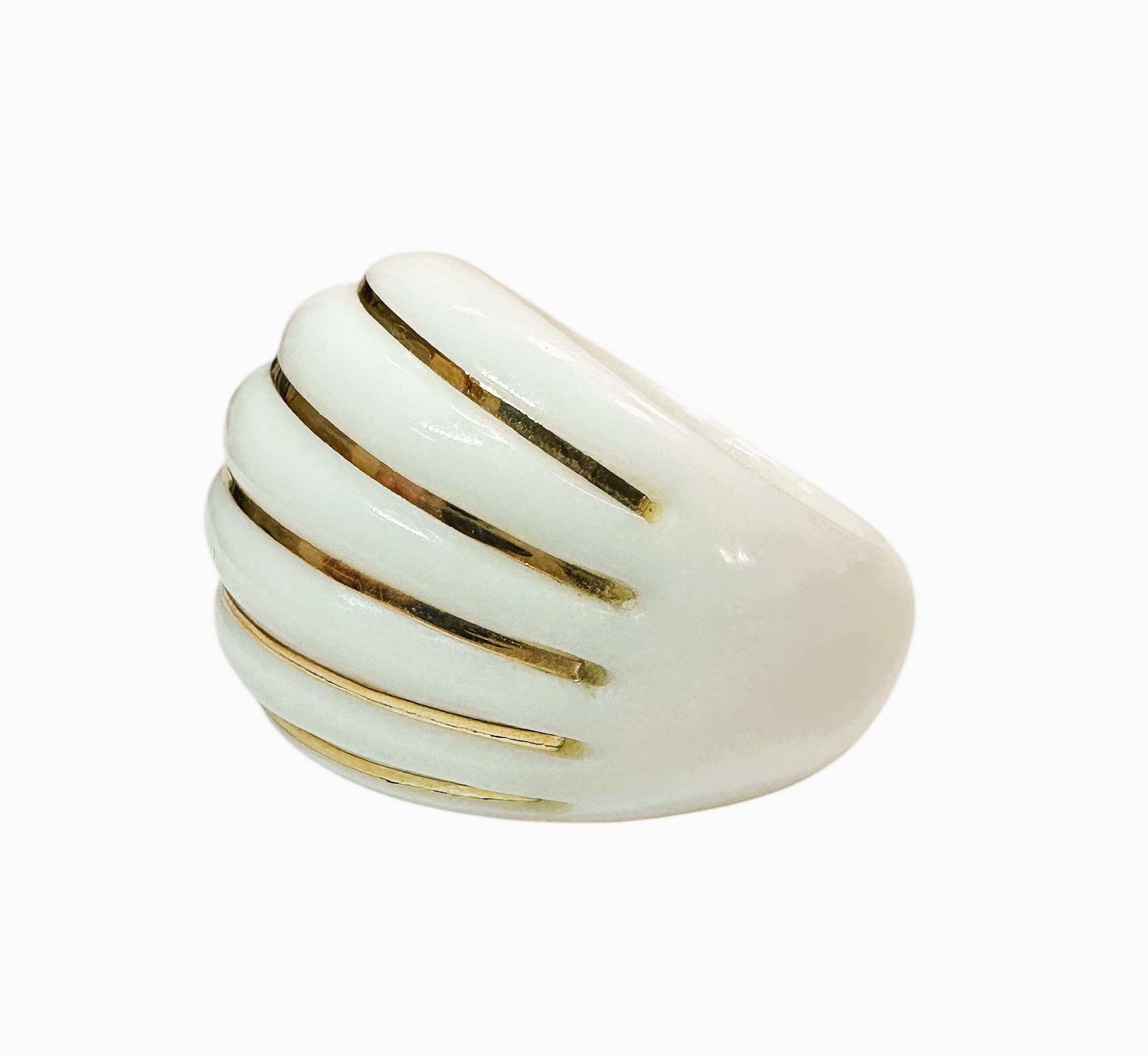 Designer 14k Yellow Inlaid Gold Dome Ring Hallmarked Milor Italy Size 6.5 Excellent état à Eagan, MN