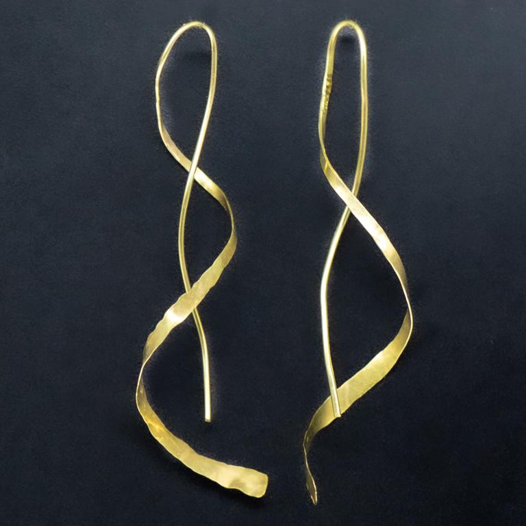 Designer 18ct Gold Handcrafted Dangling Helix Spiral Ohrringe (Zeitgenössisch) im Angebot