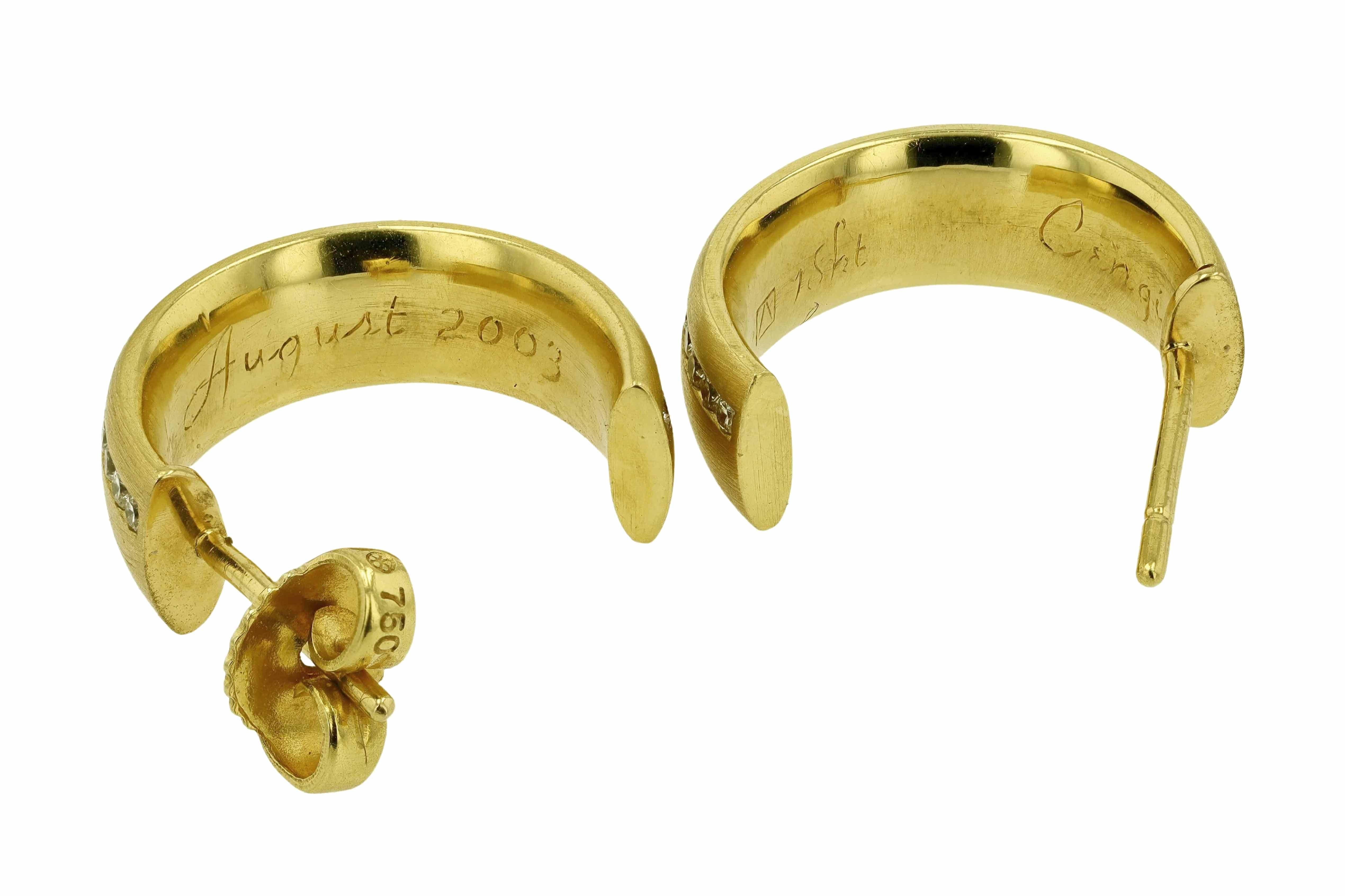 breite Designer-Ohrringe aus 18 Karat Gelbgold mit Diamanten im Zustand „Hervorragend“ im Angebot in Santa Barbara, CA