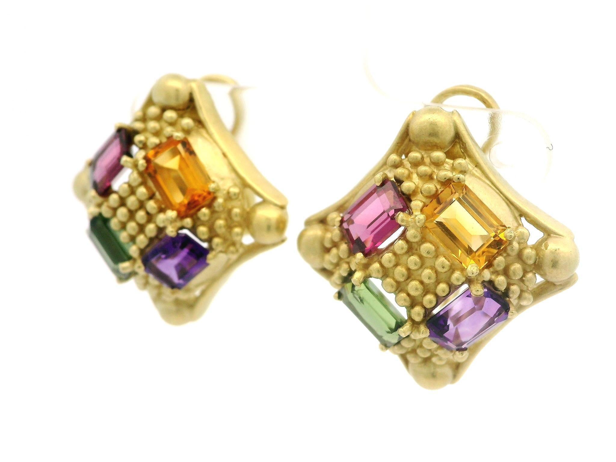 Pendientes cuadrados con cuentas de piedras preciosas multicolor de oro amarillo de 18k de diseño en venta 2