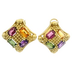 Pendientes cuadrados con cuentas de piedras preciosas multicolor de oro amarillo de 18k de diseño