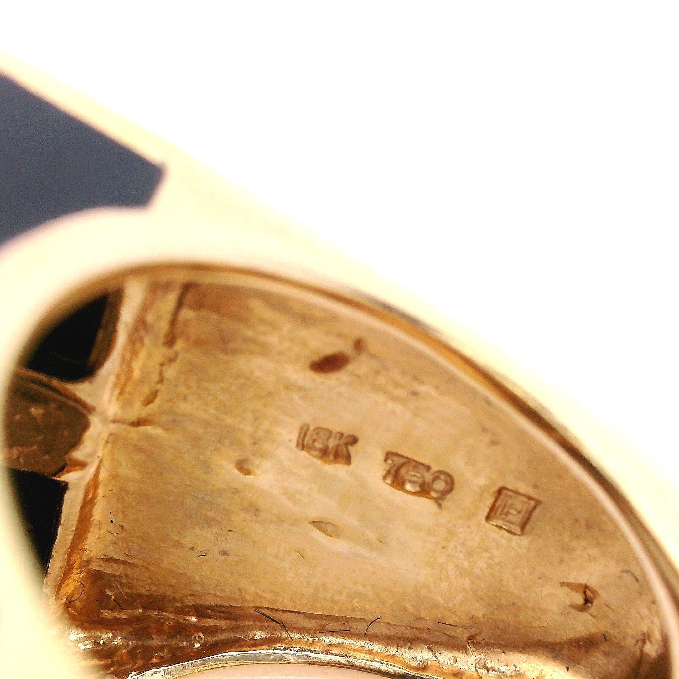 Bague géométrique en or 18kt avec onyx et diamants de designer en vente 3