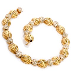 Designer 20.30 Carat Diamond 18 Karat Gold Choker Necklace