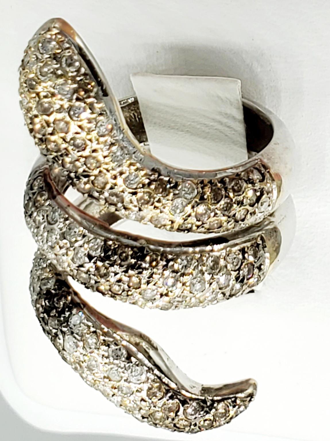 Designer 3 Carat Diamonds Rattlesnake Ring 18 Karat For Sale 2