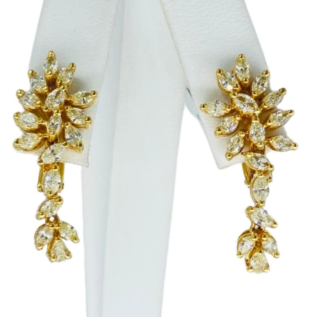 Boucles d'oreilles fantaisie en or 18k avec feuilles et diamants en forme de marquise et de poire Pour femmes en vente
