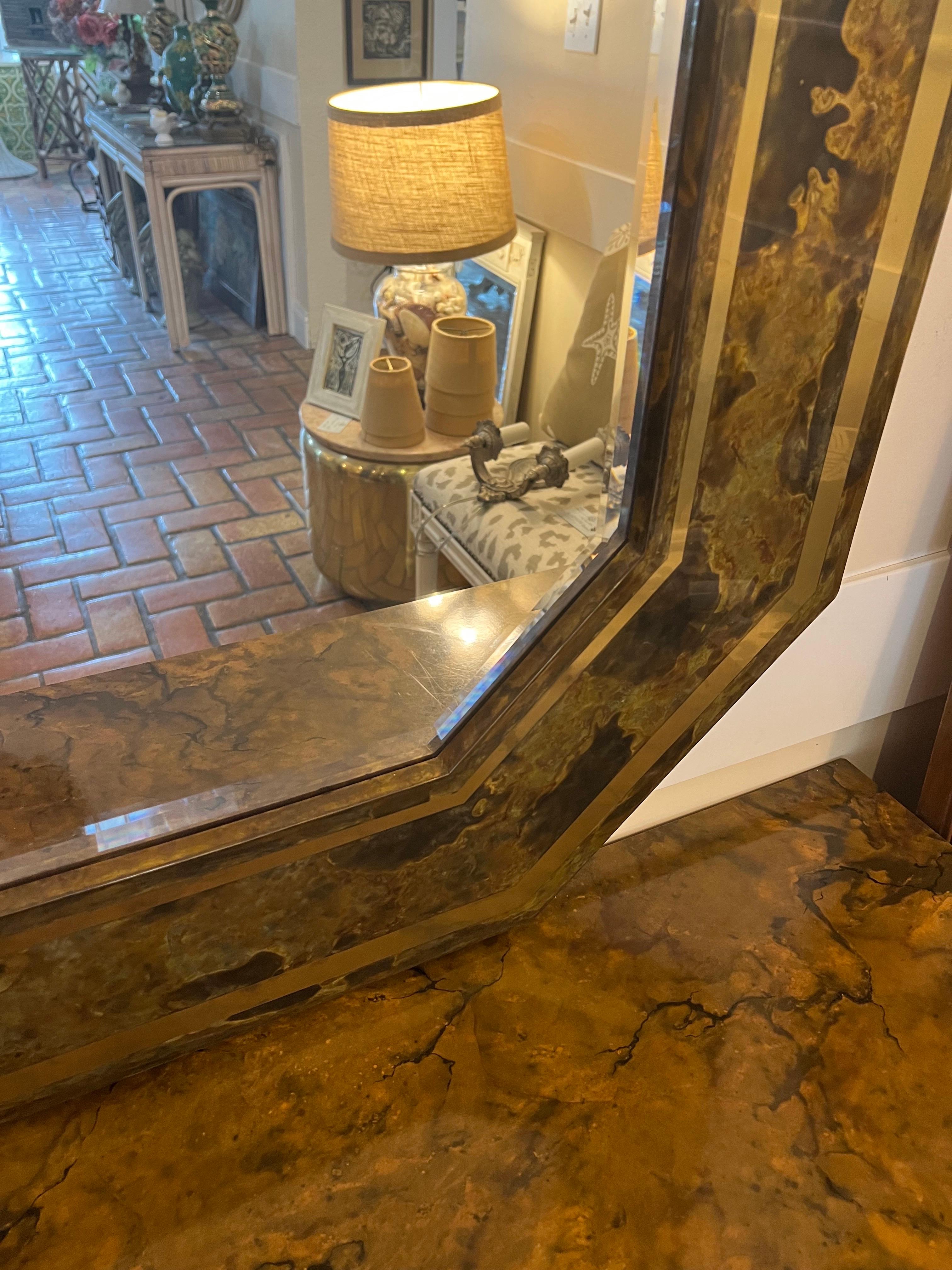 Miroir octogonal gravé à l'acide par LaBarge en vente 10
