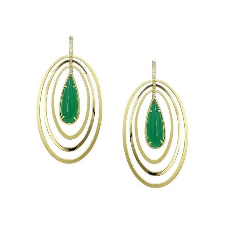 Modern Designer Agate Yellow Gold Lever-Back Oval Geometric Earrings for Her For Sale