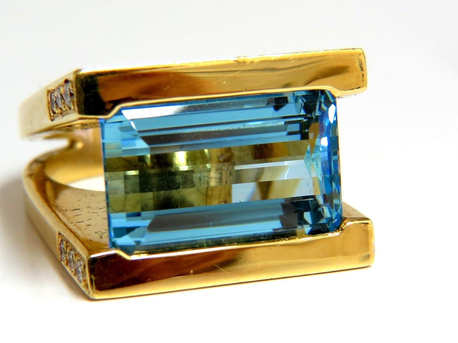 Women's or Men's Designer Antongianni 15.20 Carat Natural Aquamarine Diamonds Ring 18 Karat