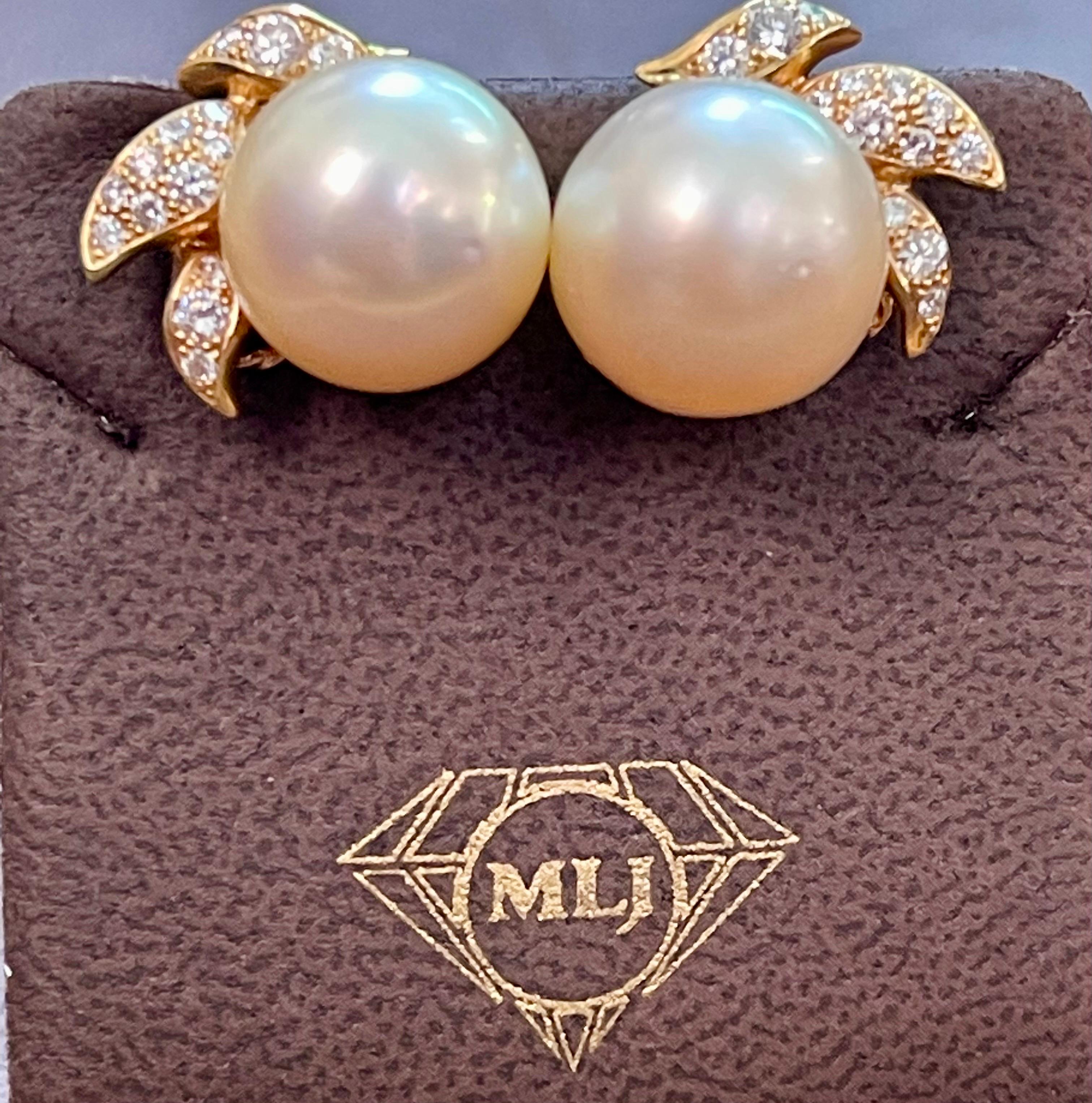 Designer A.Reza's Cream South Sea Pearl & Dimond Stud Earrings 18 K Yellow Gold 1