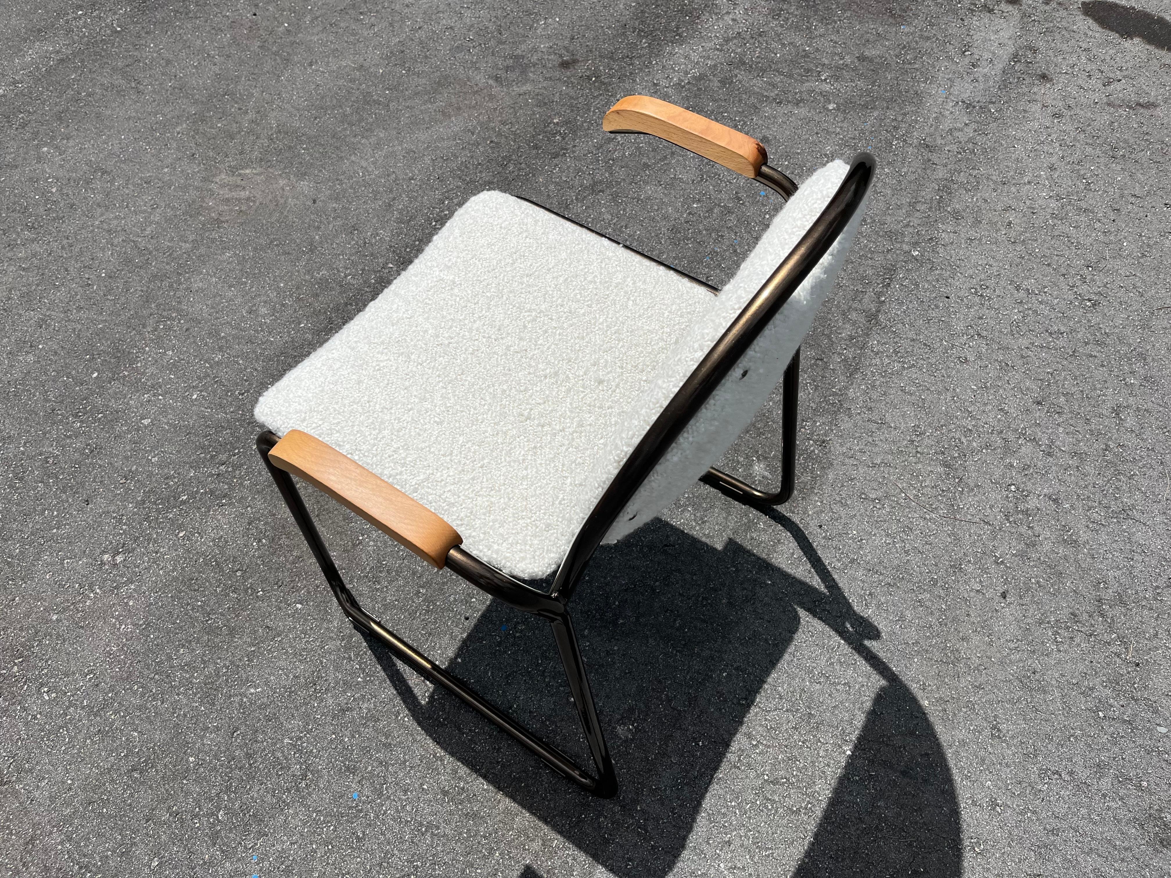 Poltrona di design, Bronzo, Boucle Kravet Avorio, Made in Italy in vendita 4