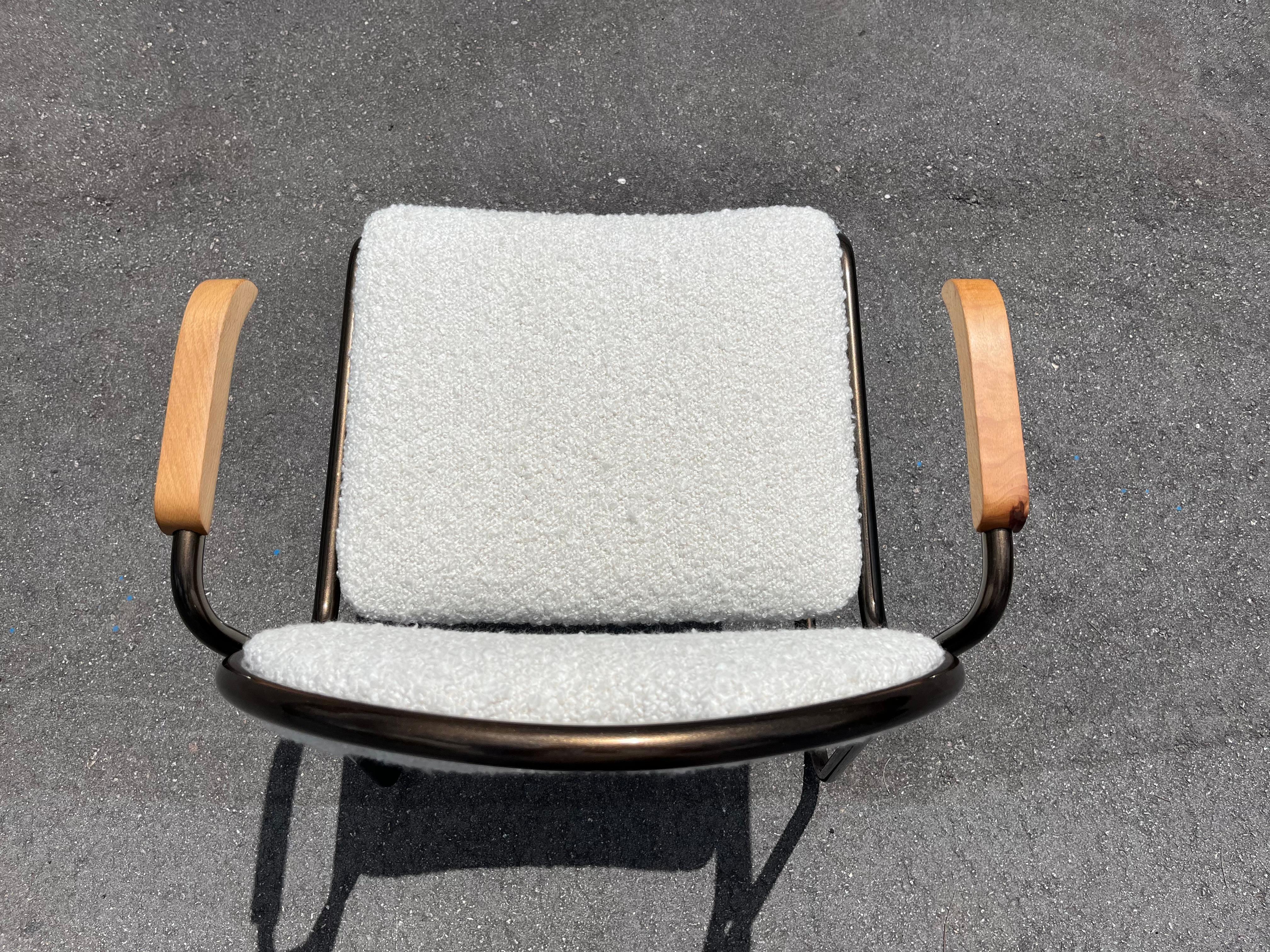 Poltrona di design, Bronzo, Boucle Kravet Avorio, Made in Italy in vendita 7