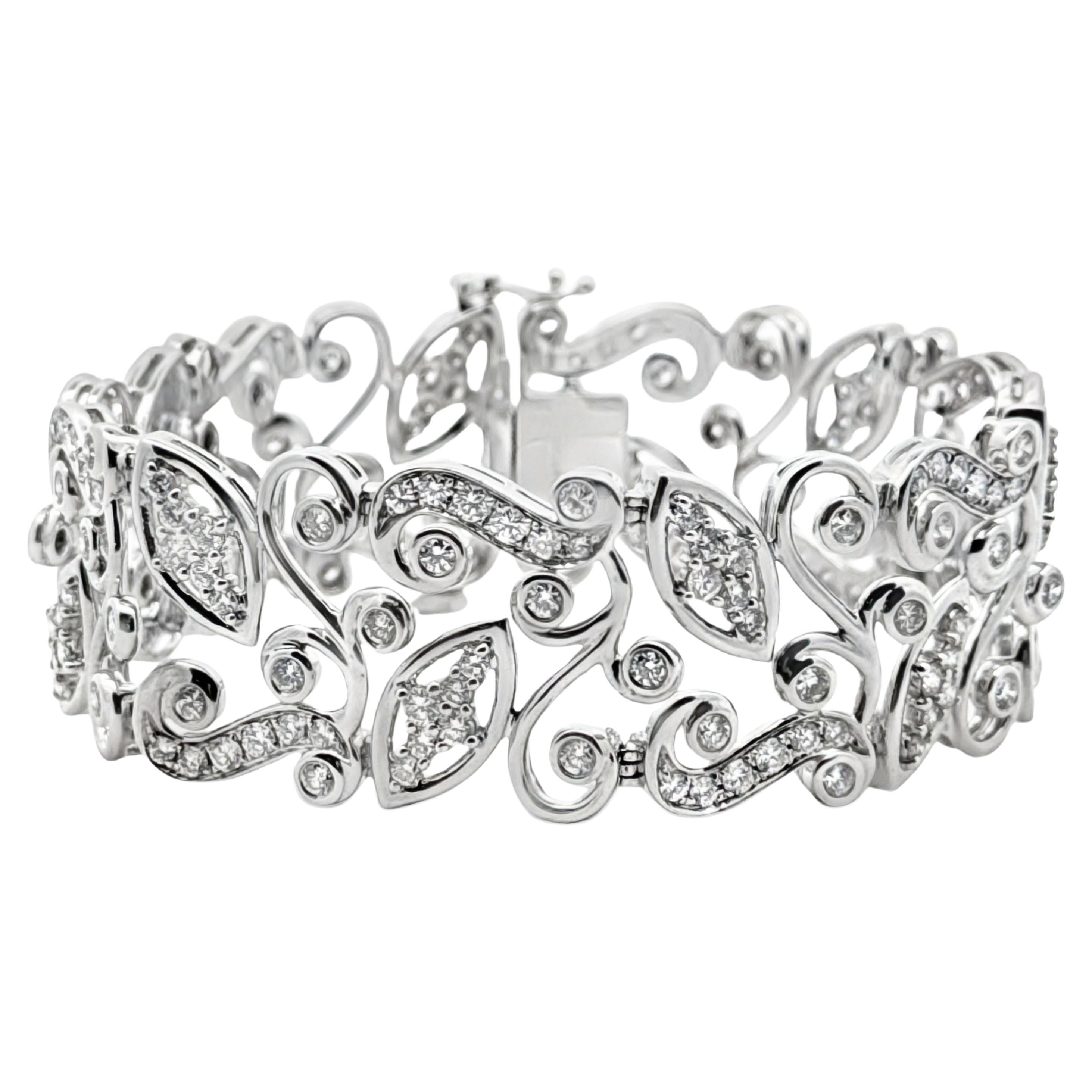 Bracciale d'autore AV 7.45cttw con diamanti in oro bianco 14Kt