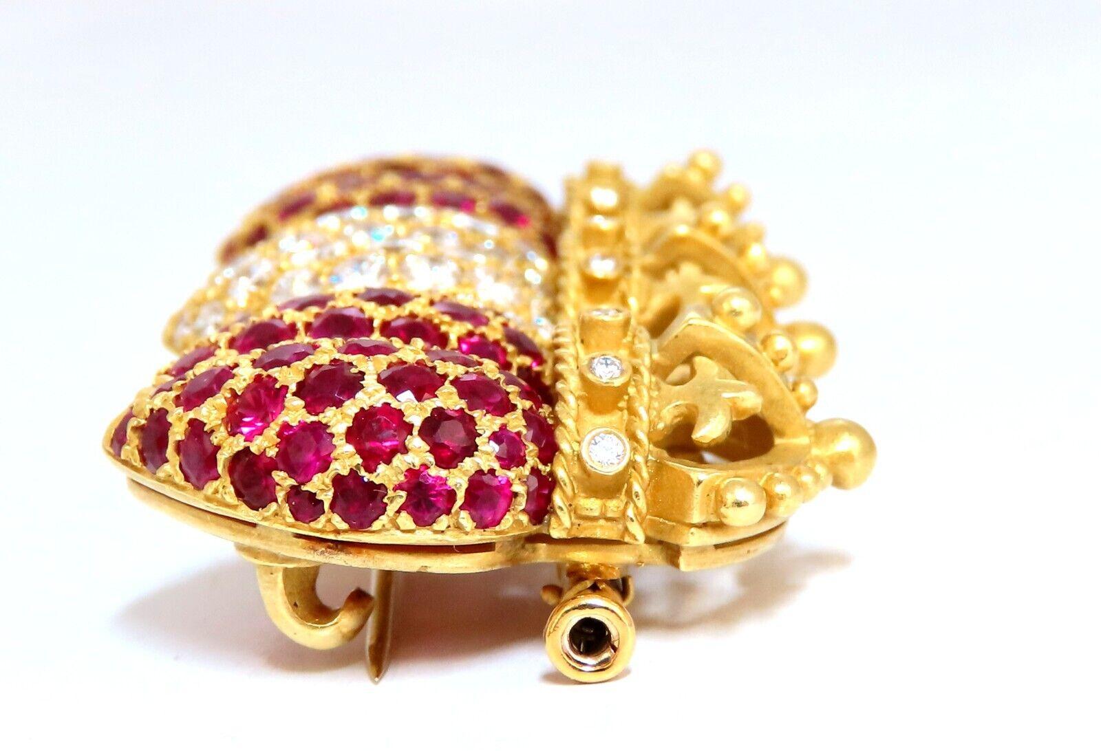 Designer B. Kieselstein Three Crown Pin



3.50ct natural diamonds

G-color Vs2 Clarity

4.00ct natural Rubies

2.1 x 1.1 inch 

Handmade 

18kt. yellow gold 

30 Grams.

$19000 Appraisal to accompany