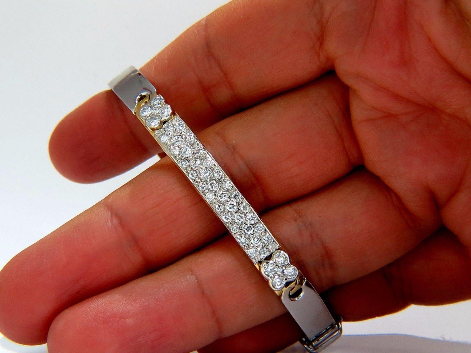 Round Cut Designer Bangle Bracelet 18 Karat 1.50 Carat Natural Diamonds Two-Toned Mod For Sale