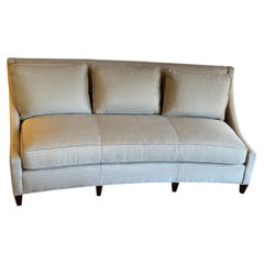 Das elegante, moderne Sofa der Designerin Barbara Barry für Baker Furniture