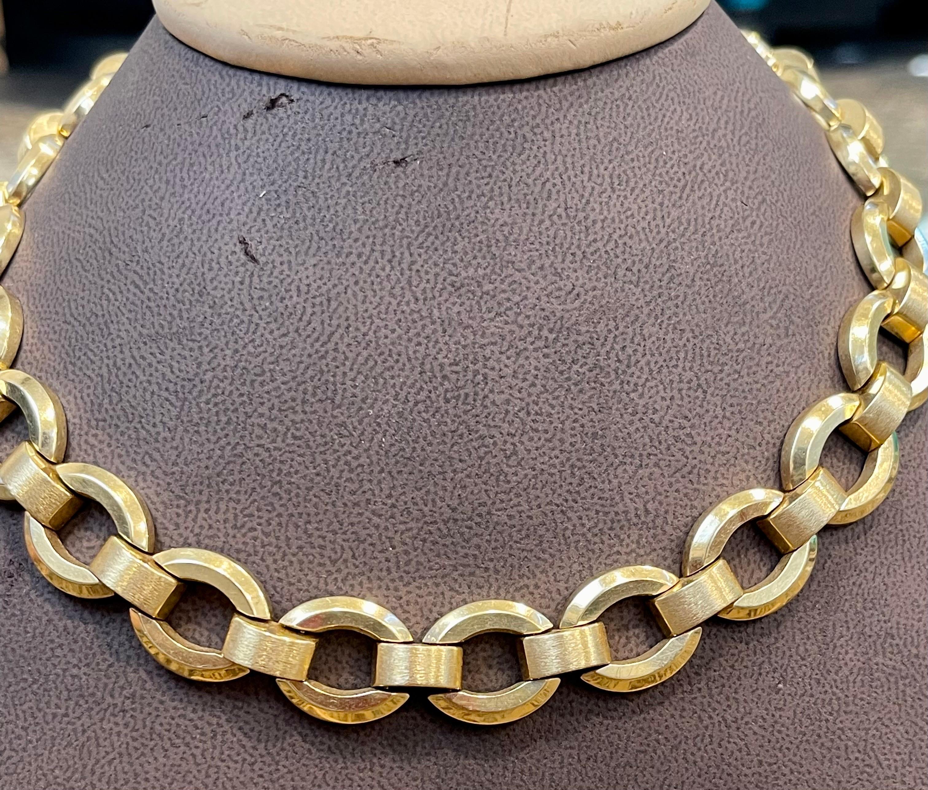 Designer Biffy's Italian Vintage 18 Karat Yellow Gold  Oval Link Necklace 4