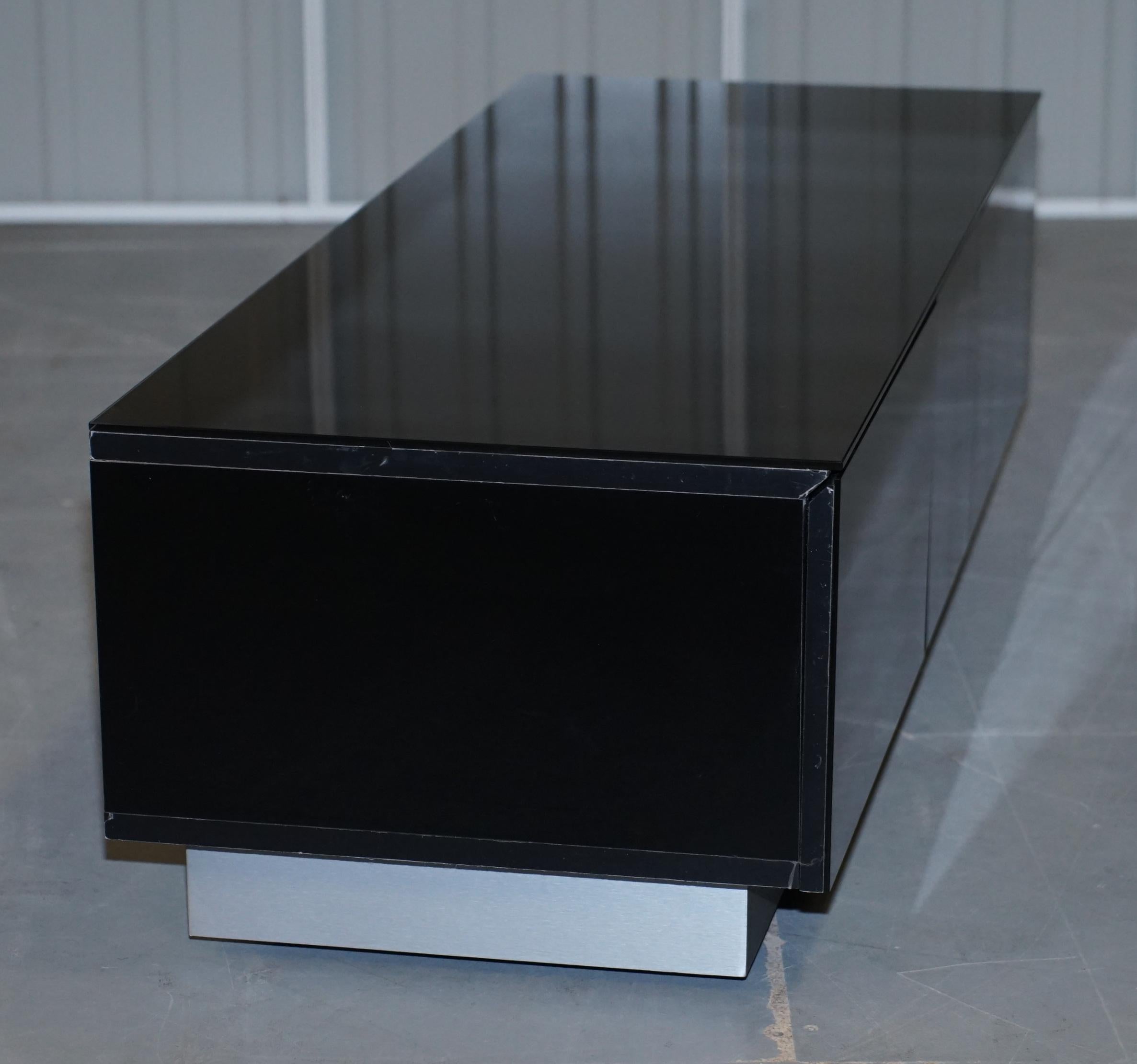 Hand-Crafted Designer Black Glass Bs EN 12150-1 Alphason Television Media TV Stand Table