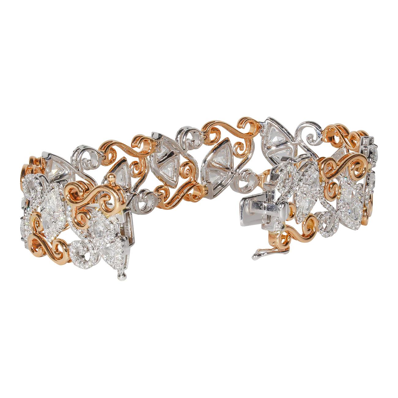 Designer Bracelet with Round and Trilliant Cut Diamonds. D7.94ct.t.w. In New Condition For Sale In Los Angeles, CA