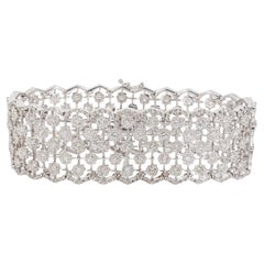 Designer Bracelet with Round Diamonds. D3.79ct.t.w.