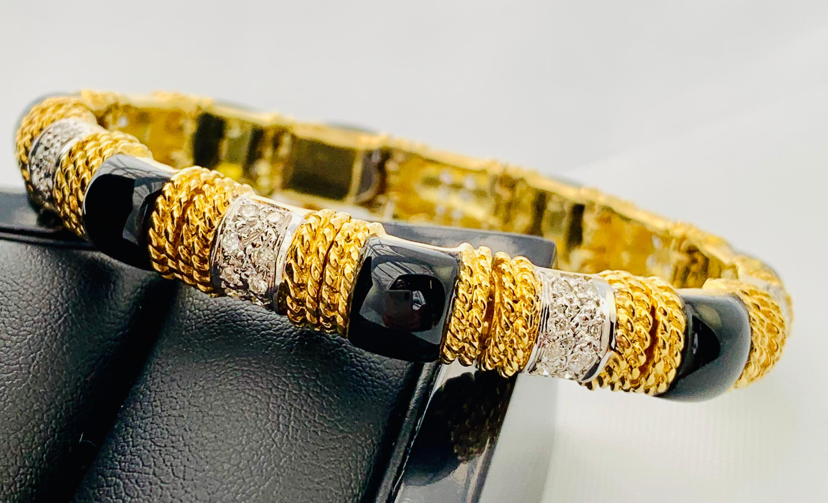 Contemporary Designer Cassis 18 Karat Yellow Gold, Diamond and Onyx Section Bracelet
