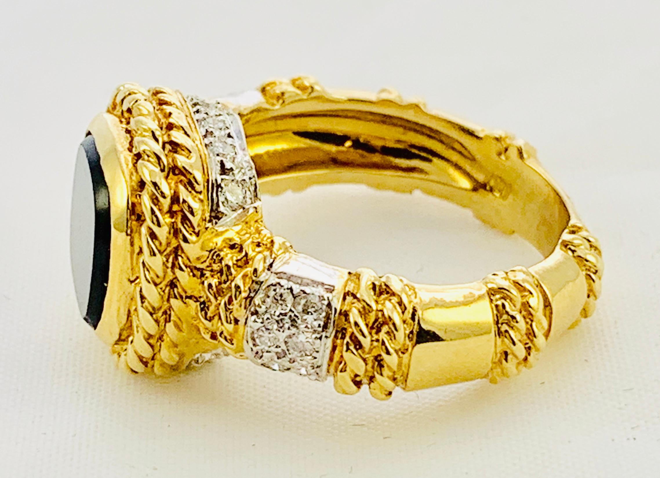 Round Cut Designer Cassis 18K yellow Gold, Diamond & Onyx ladies Ring Size 5.75 
