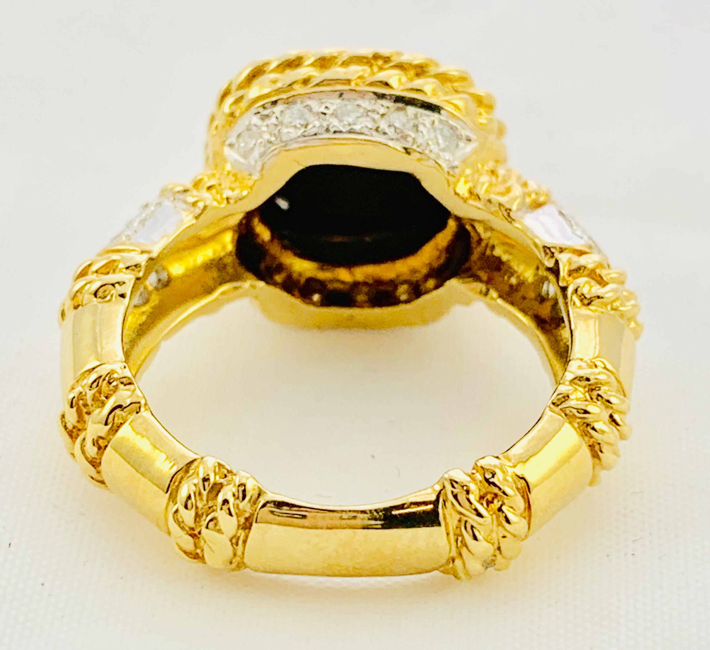 Designer Cassis 18K yellow Gold, Diamond & Onyx ladies Ring Size 5.75  In Excellent Condition In Birmingham, AL