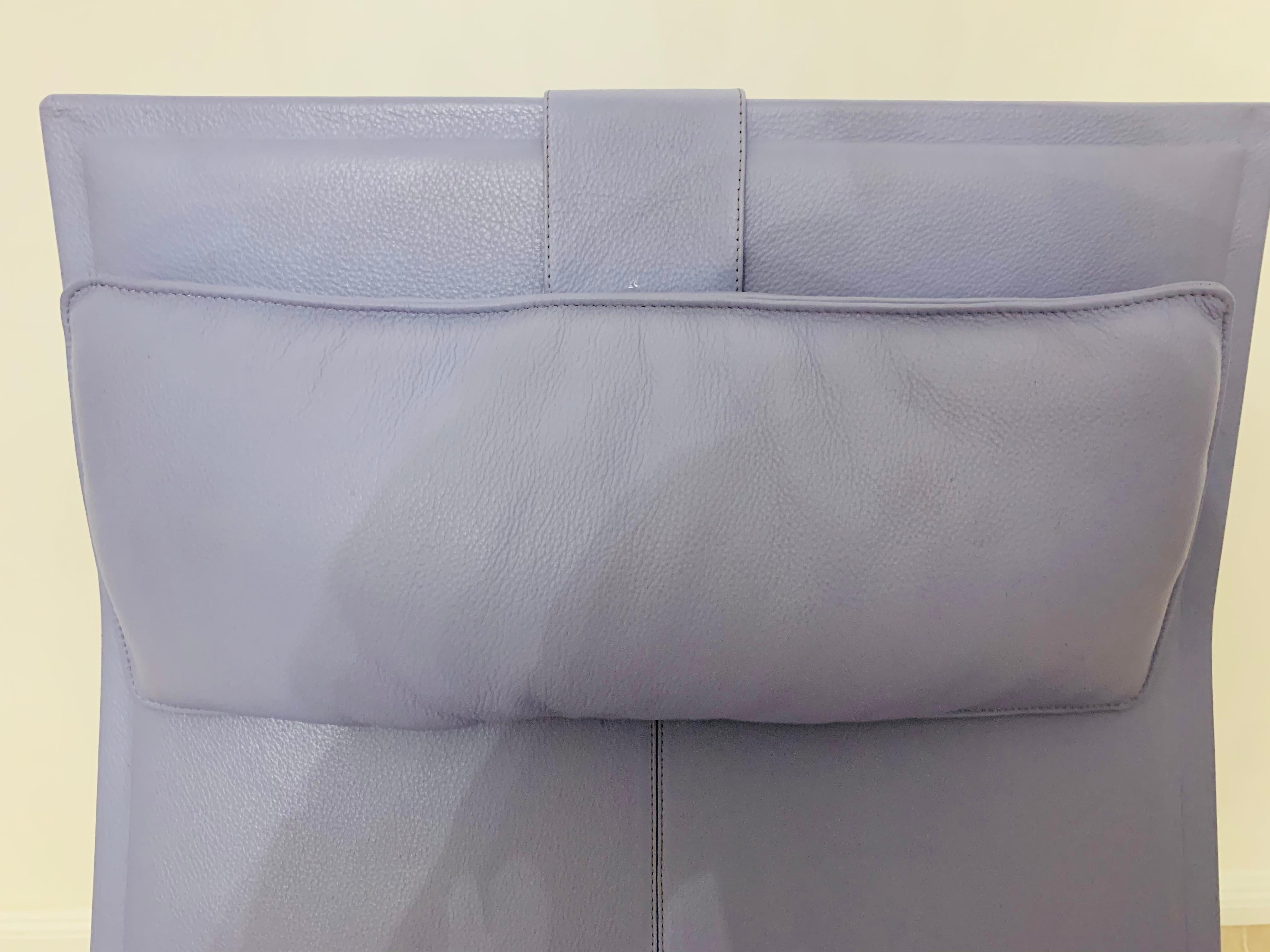 Exklusiver Original Designer-Stuhl aus hellblauem Leder Poltrona Frau Don''Do im Angebot 1